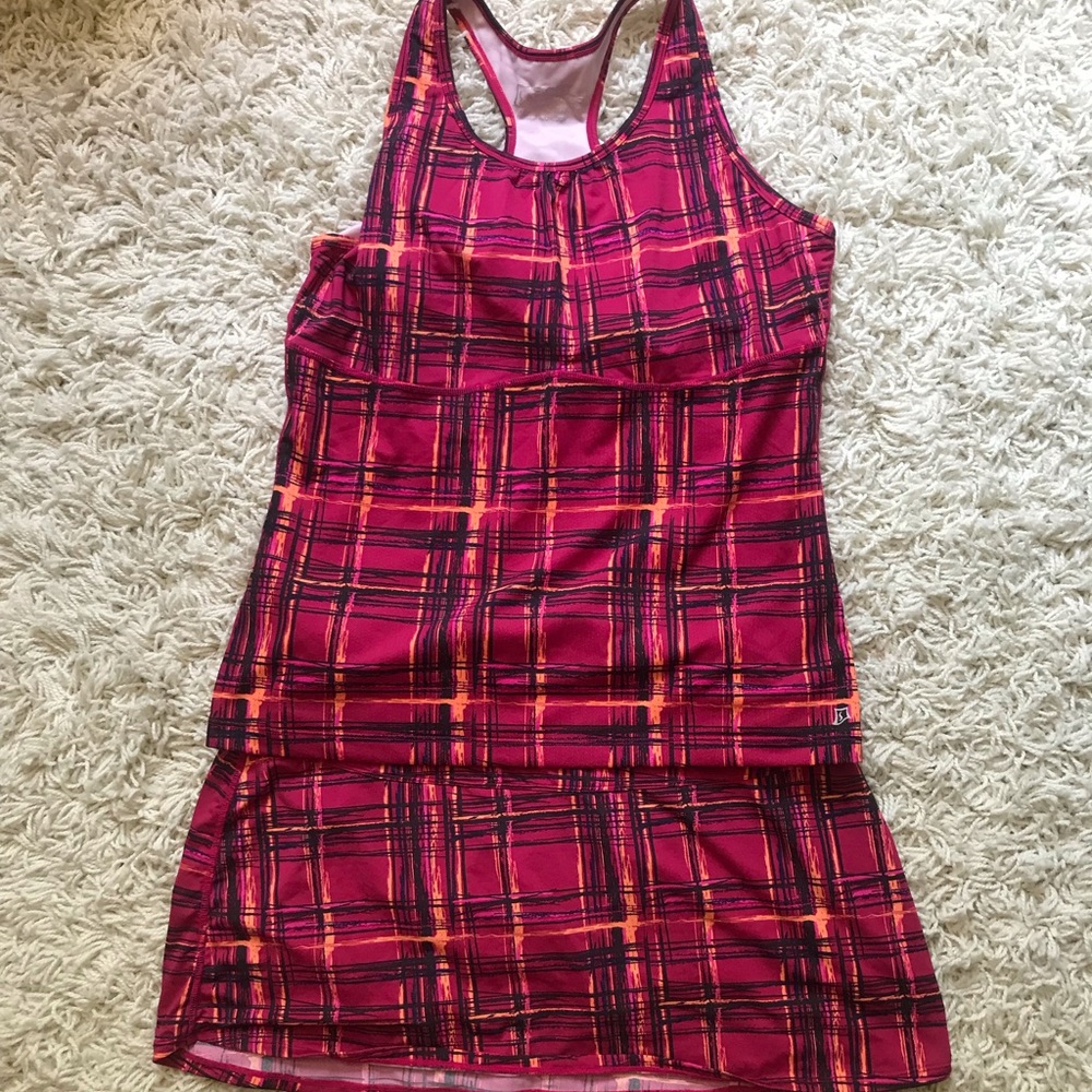 Super cute Skirt Sports running top and skirt set